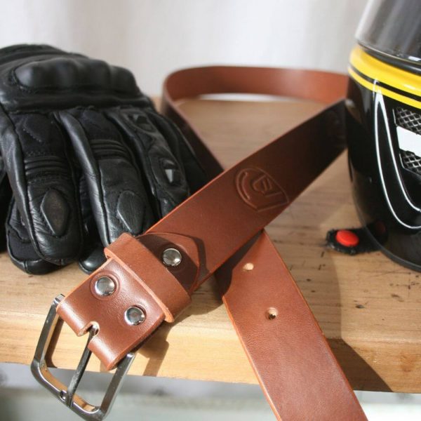 ceinture personnalisée cuir marron- motif casque intégral moto